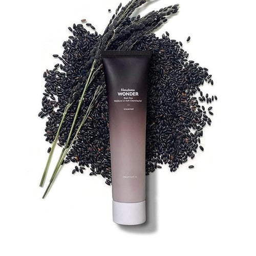 Black Rice Moisture 5.5 Soft Cleansing Gel - Korean Cosmetics